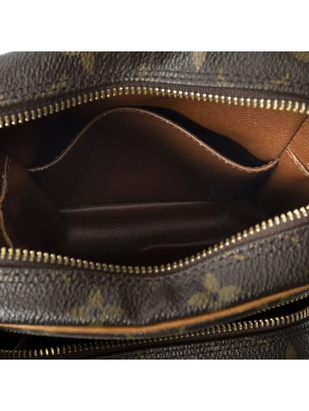 Louis Vuitton Amazon Brown Monogram Canvas Crossbody - Picture 9 of 11